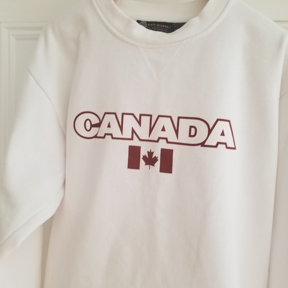 Misty Mountain Unisex Sweater / Sweatshirt. Size Large. Great Condition - Picture 2 of 9